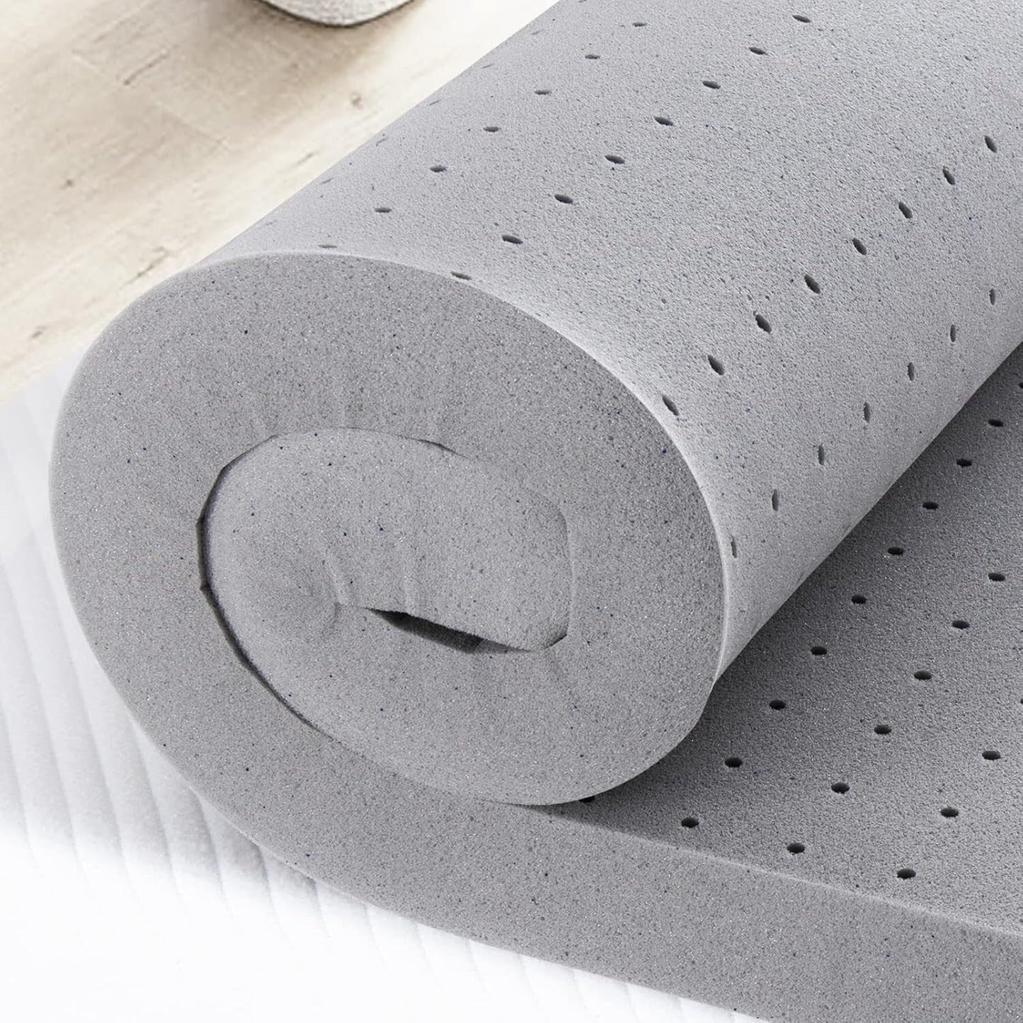 Coprimaterasso da 3 pollici King, coprimaterasso in memory foam in gel per letto matrimoniale per un sonno morbido e rinfrescante, allevia la pressione