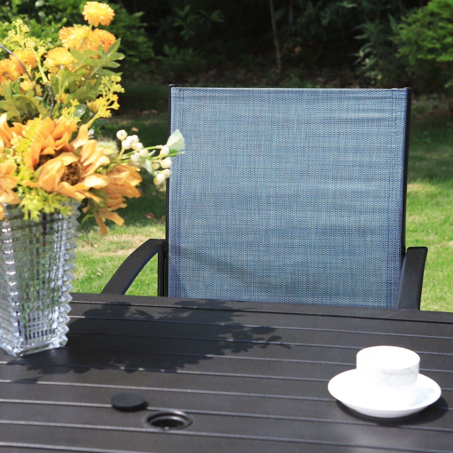 MAISON ARTS Set da pranzo per patio da 5 pezzi, tavolo quadrato in metallo da 37 pollici e 4 sedie da pranzo in textilene