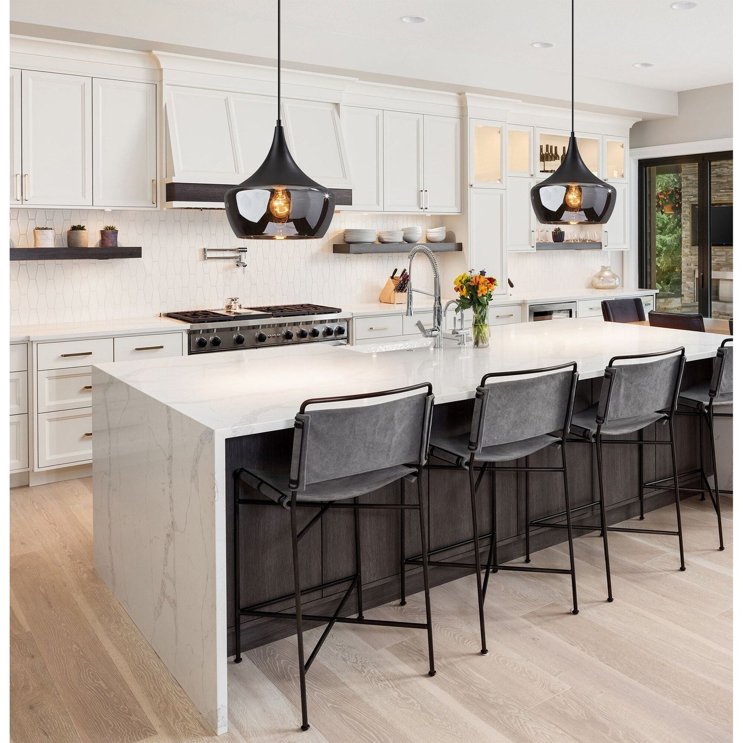 Lampada a sospensione Eliza Adesso nera o acciaio