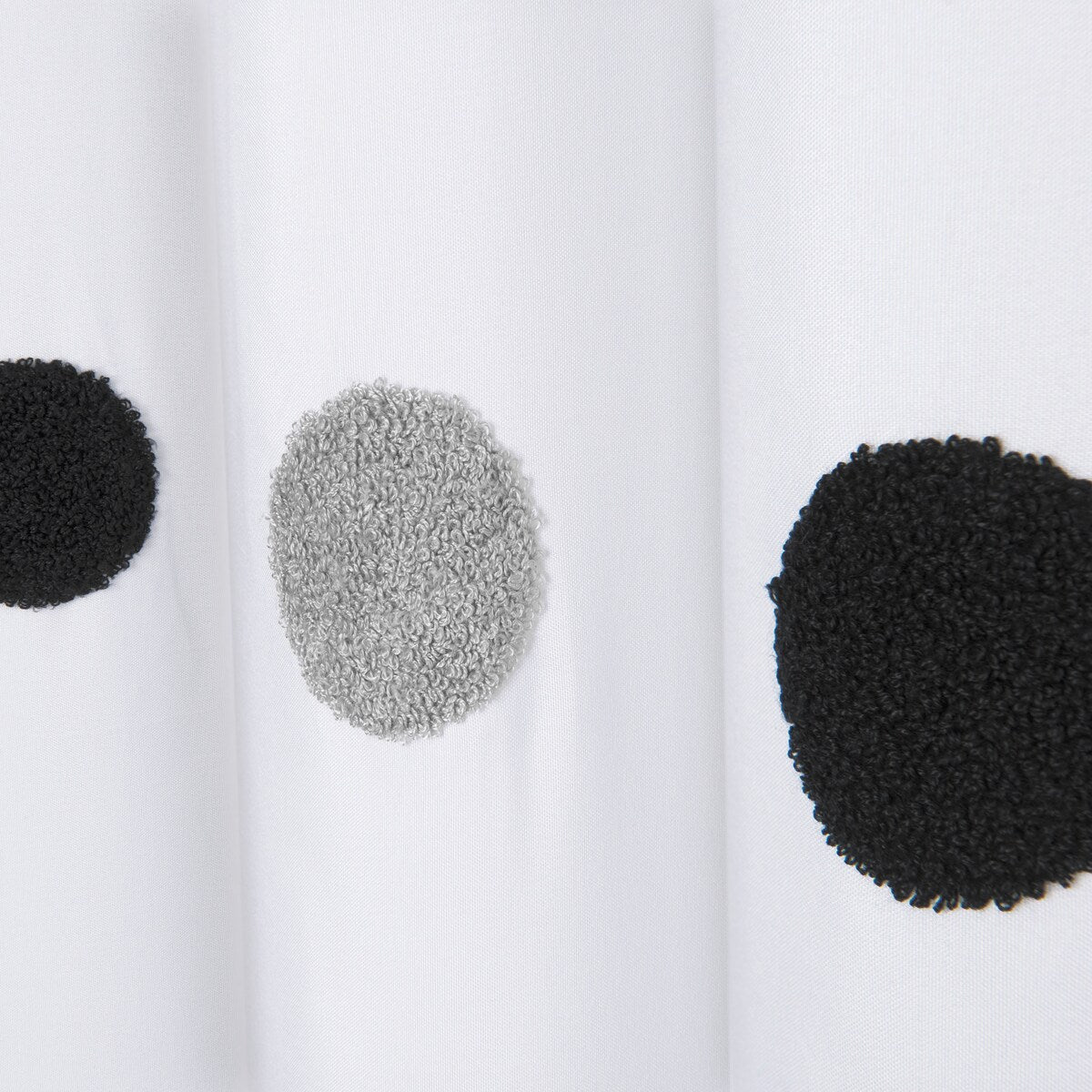 Tenda da doccia decorata con pois