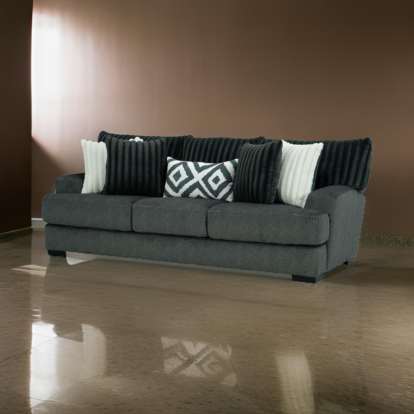 Divano Laila, 5 cuscini decorativi, 98 pollici in legno massello, ciniglia grigio scuro