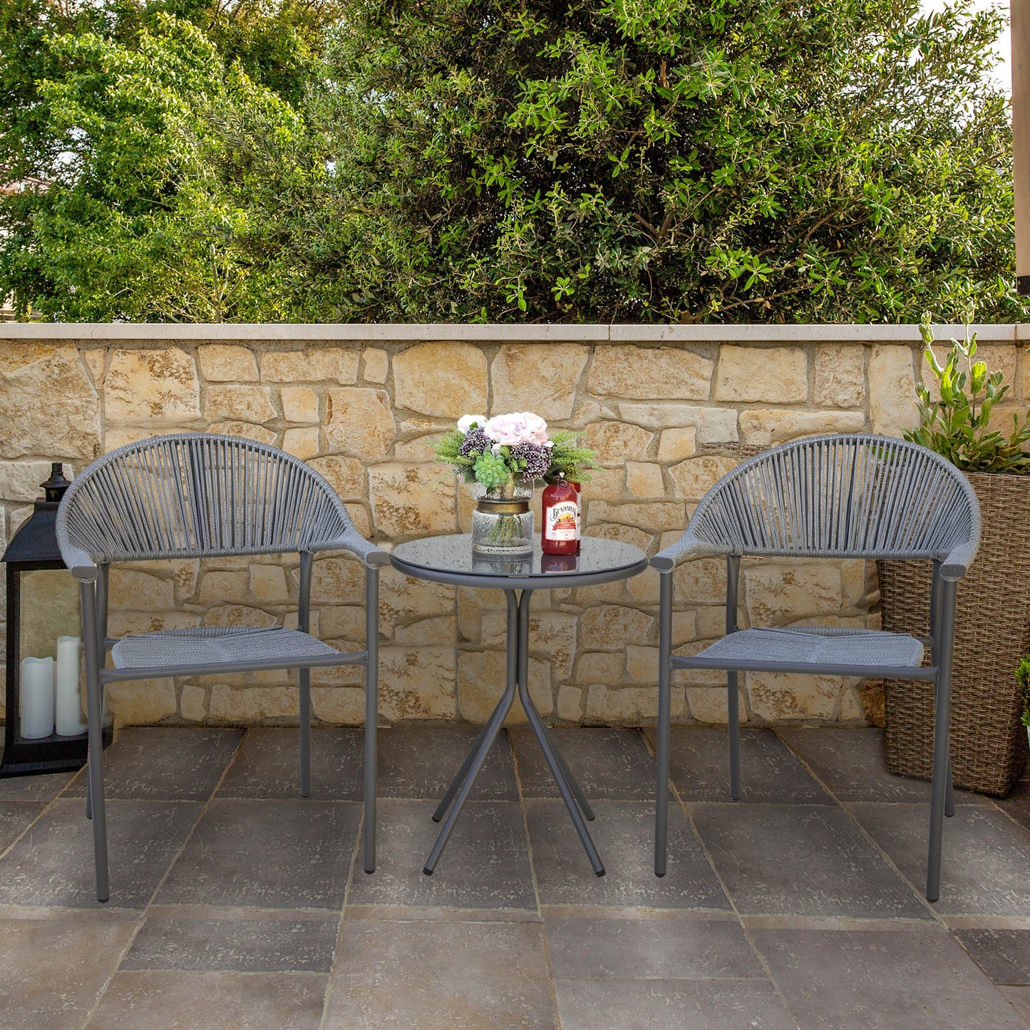 Set da bistrot in vimini e corda per patio NUU GARDEN da 3 pezzi