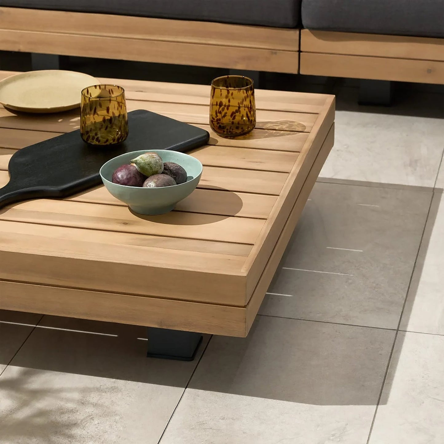 Poly & Bark Celenza 98 Set componibile angolare modulare per esterni/patio con tavolino da caffè