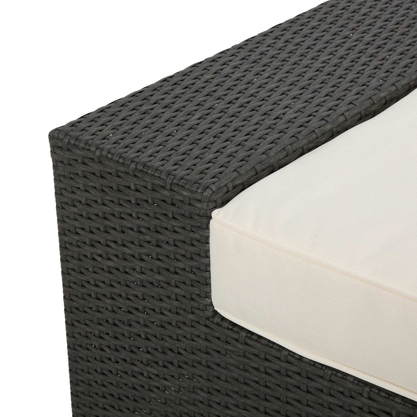 Set di divani in vimini Santa Cruz Outdoor da 8 pezzi con cuscini resistenti all'acqua di Christopher Knight Home