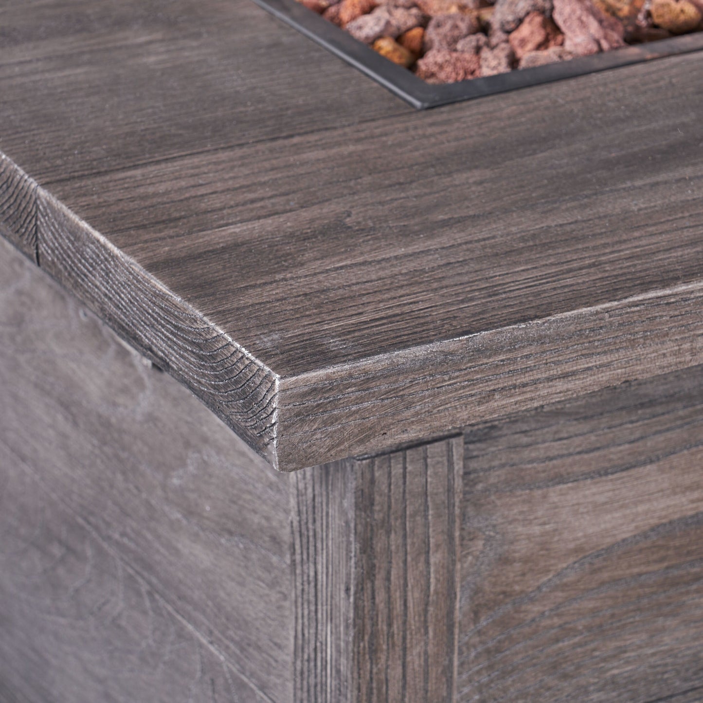 Set da esterno in vimini da 7 posti St. Lucia con braciere di Christopher Knight Home