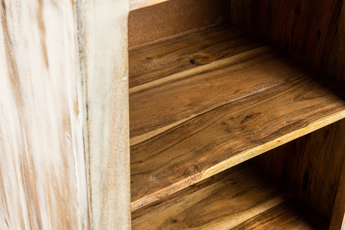 Primitive - Mobiletto Alto