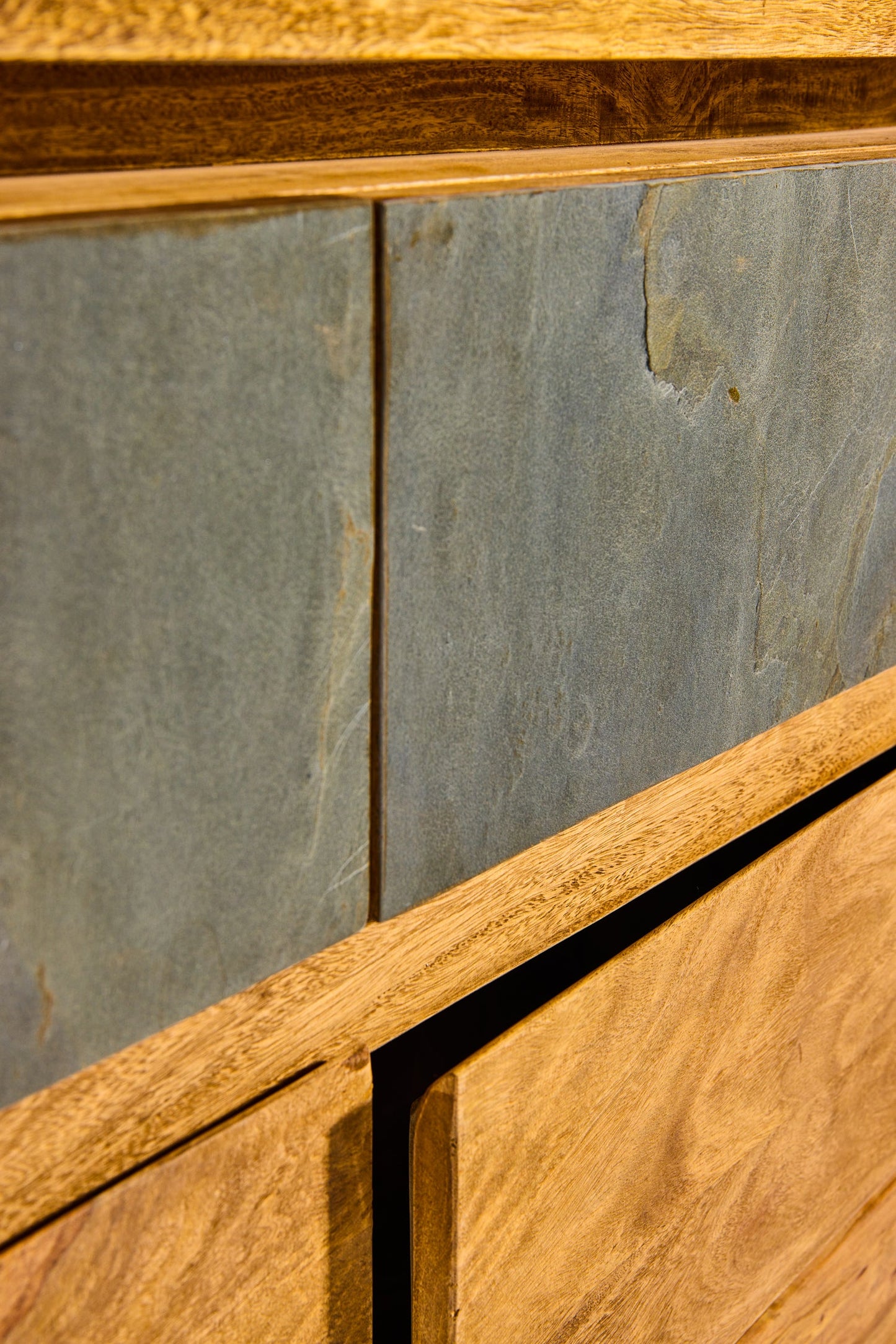 Superiore - Mobile 2 Sportelli 2 Cassetti Con LED