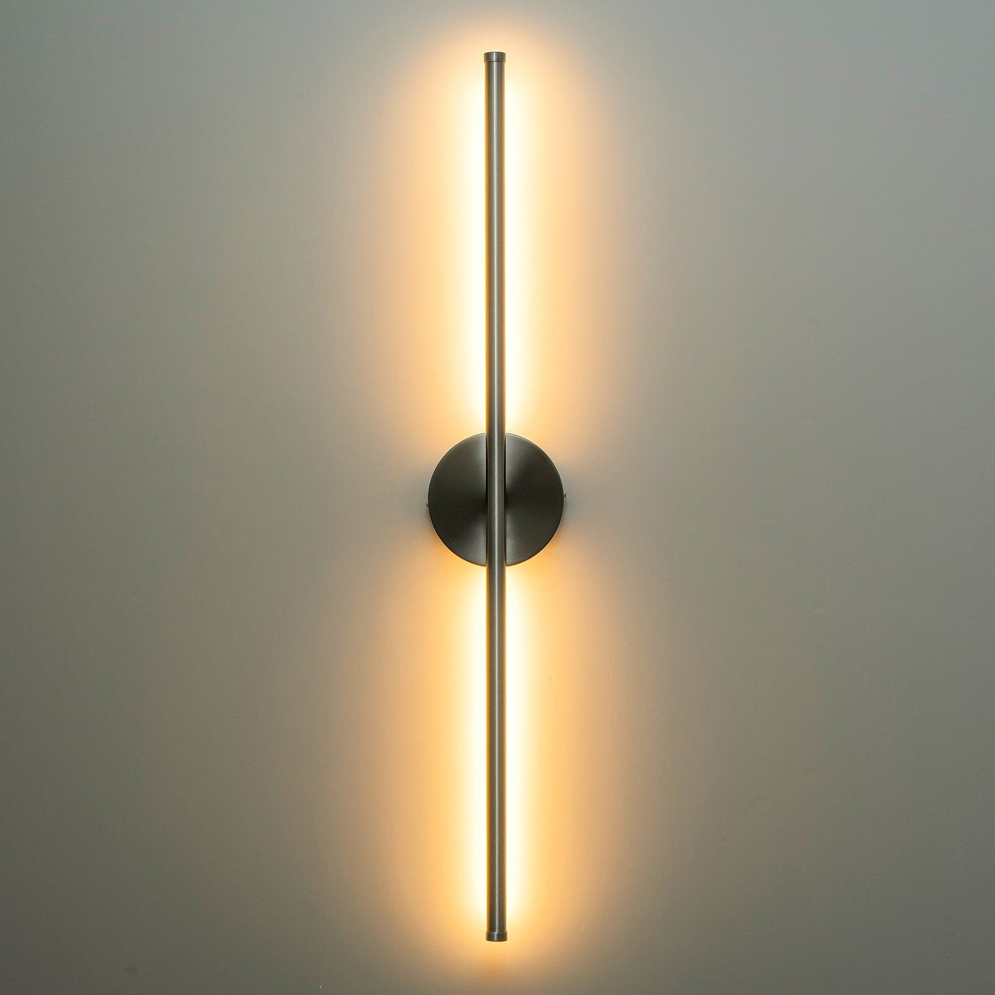 Applique da parete moderna a striscia lineare lunga nera/oro/nichel, dimmerabile, con luce LED per il bagno