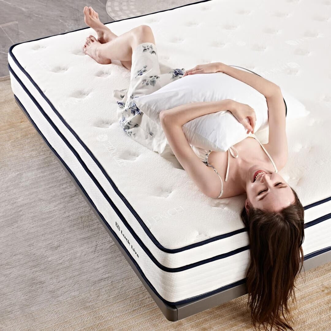 Materasso a molle insacchettate indipendenti in memory foam gel da 10 pollici in una scatola