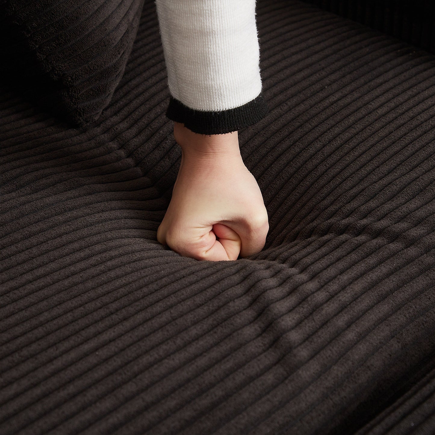 Divano a L in velluto a coste oversize da 104 pollici con chaise longue