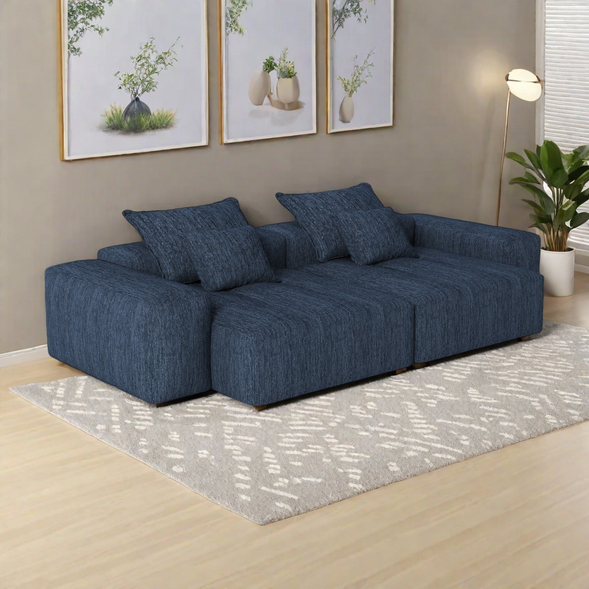 Selected Variant Image