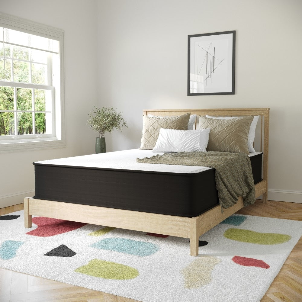 Materasso ibrido in schiuma premium e molle insacchettate in una scatola