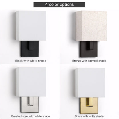 Applique da parete in bronzo scuro da 12 pollici di altezza con paralume in tessuto color avena