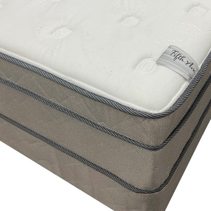 Materasso a molle insacchettate in schiuma morbida da 13 pollici con memory foam e gel Eurotop, e materasso a molle insacchettate in legno da 8 pollici