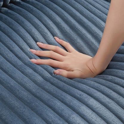 Divano in velluto a coste da 133 pollici a 4 posti