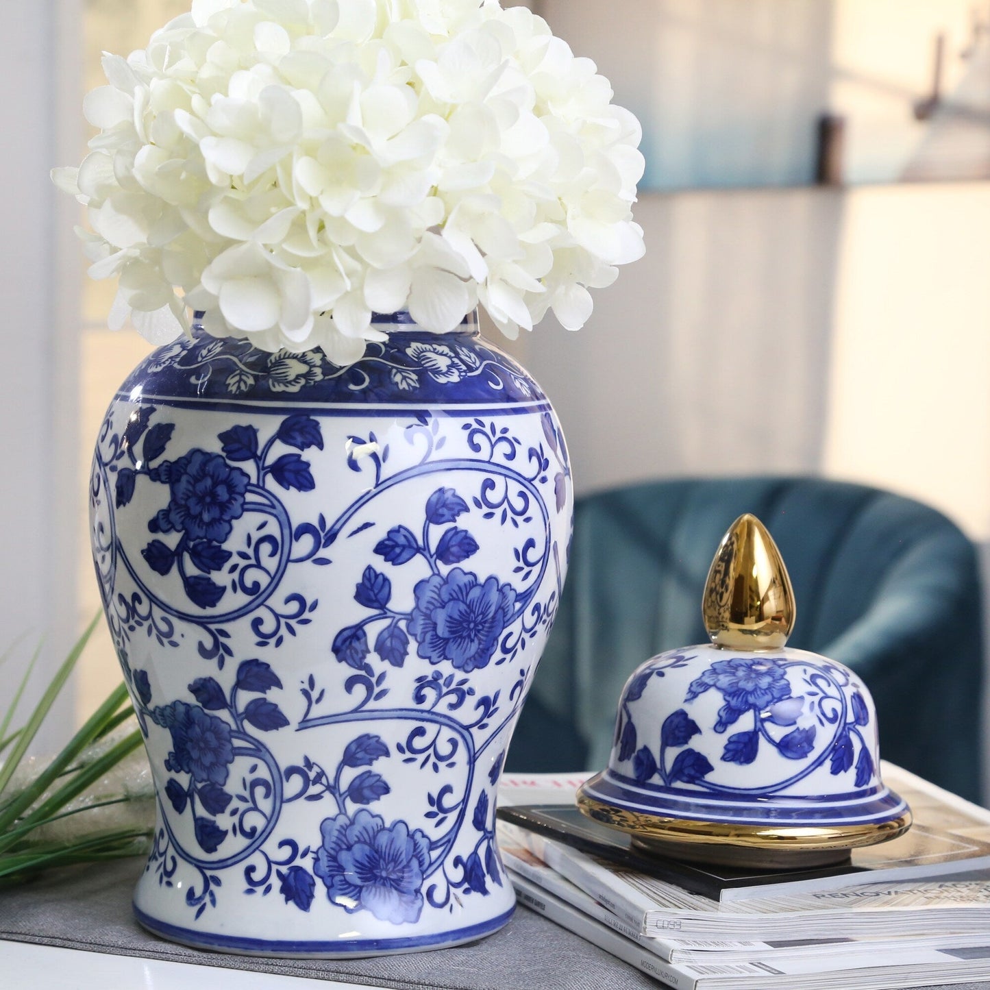 Barattolo con coperchio a forma di tempio eclettico con motivo Sagebrook Home