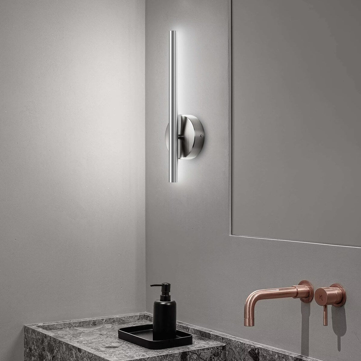 Applique da parete lineare a LED integrata in metallo, moderna e minimalista, industriale