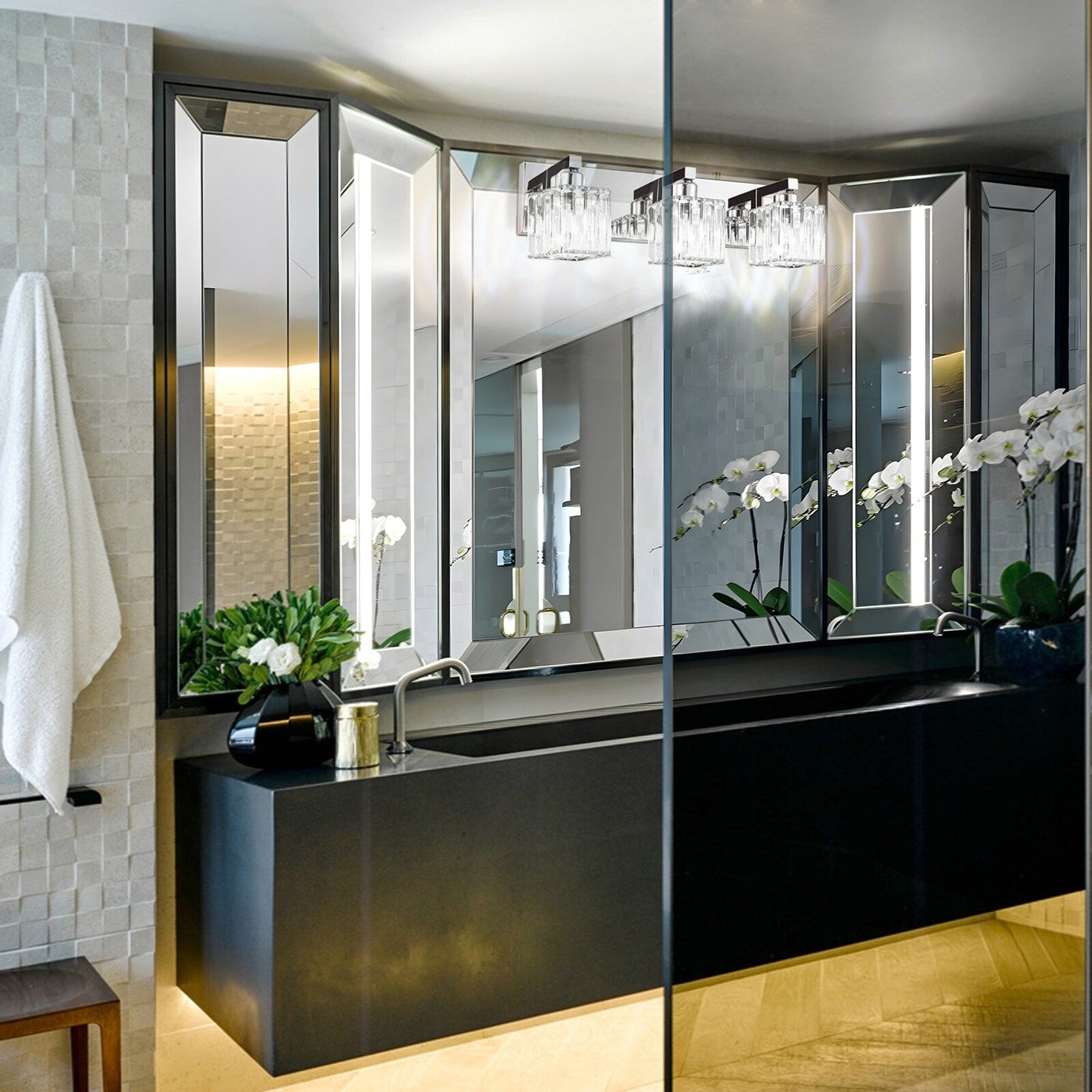 Applique da parete per mobiletto da bagno a 2/3/4/5 luci con paralume in cristallo