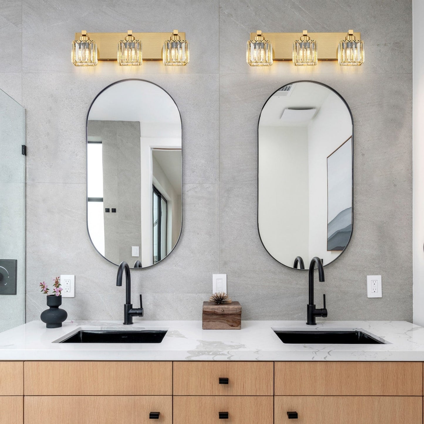 Applique da parete per mobiletto da bagno a 2/3/4/5 luci con paralume in cristallo