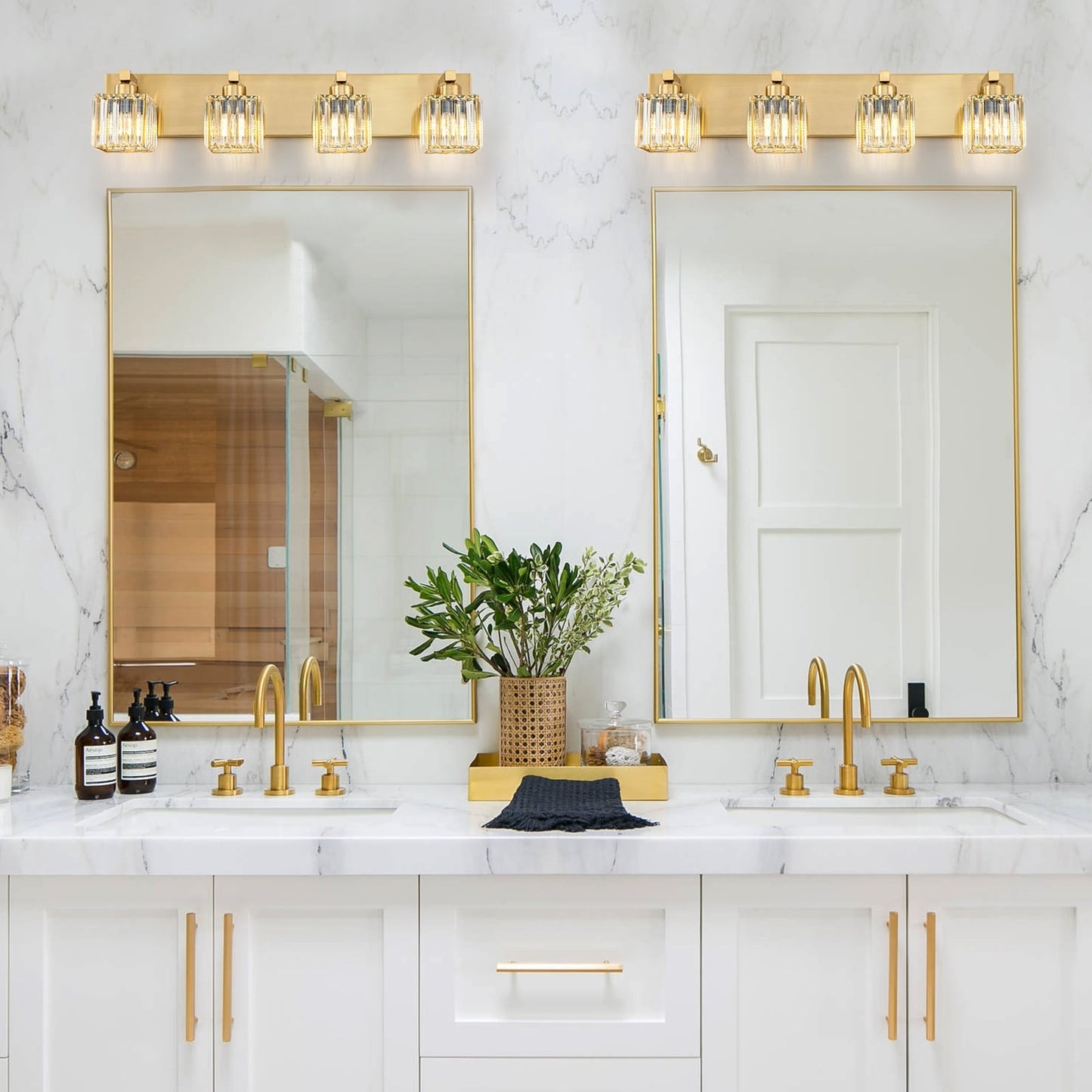 Applique da parete per mobiletto da bagno a 2/3/4/5 luci con paralume in cristallo