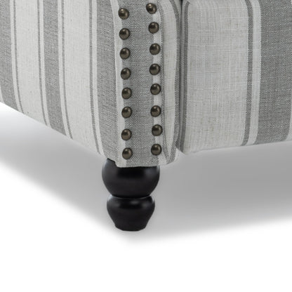 Set di 2 poltrone reclinabili imbottite con schienale a spinta e borchie