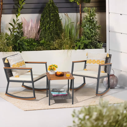 Set di 3 sedie a dondolo in vimini per esterni con cuscini