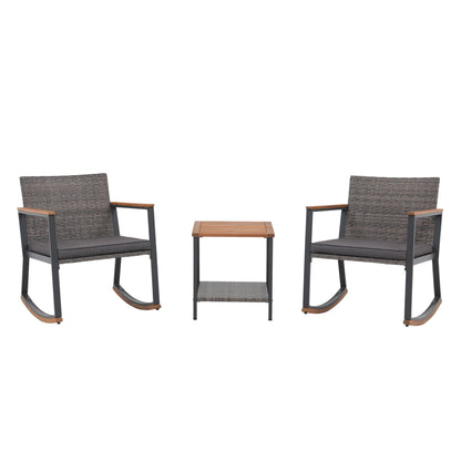 Set di 3 sedie a dondolo in vimini per esterni con cuscini