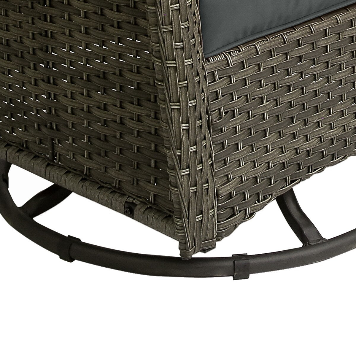 Set di 3 sedie a dondolo girevoli imbottite in rattan per patio con tavolino laterale