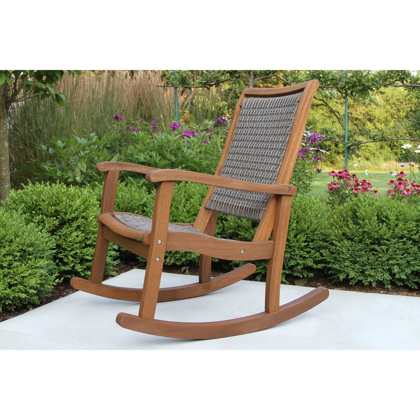 Set a dondolo Eilaf in eucalipto da 3 pezzi con tavolino rotondo