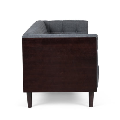 Divano a 3 posti con bottoni trapuntati, gambe in legno e struttura in legno di caucciù per soggiorno