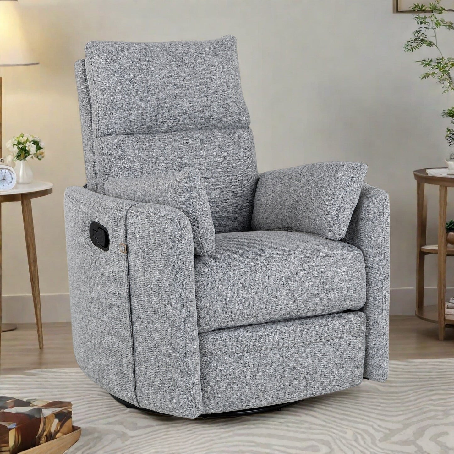 Poltrona reclinabile manuale girevole a 360° con schienale basculante regolabile e braccioli ergonomici