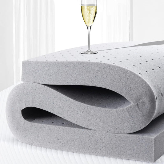 Coprimaterasso da 4 pollici King, coprimaterasso in memory foam in gel per letto matrimoniale per un sonno morbido e rinfrescante, allevia la pressione