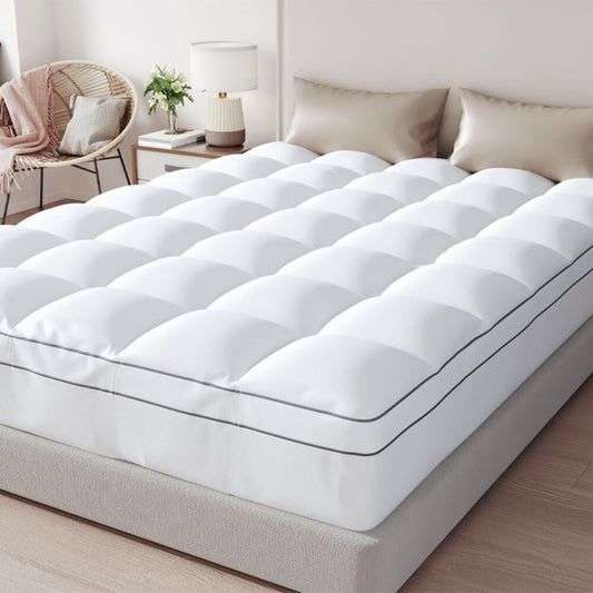 Coprimaterassi in memory foam bianco da 4 pollici