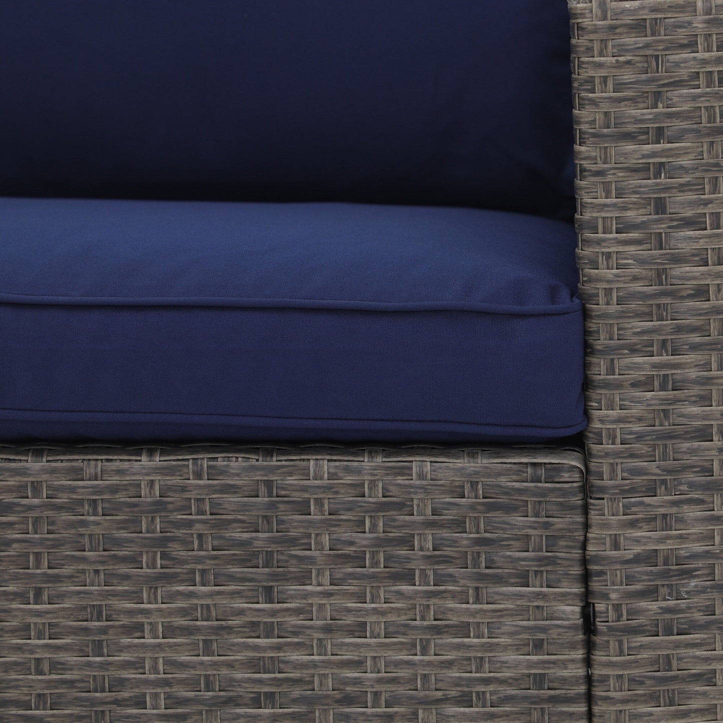 Set da conversazione in rattan per 4 persone con cuscini grigi e tavolo da esterno in vetro temperato