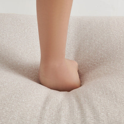 Divano a 4 posti con cuscini di seduta in pura spugna e poggiapiedi staccabile, include 3 cuscini decorativi