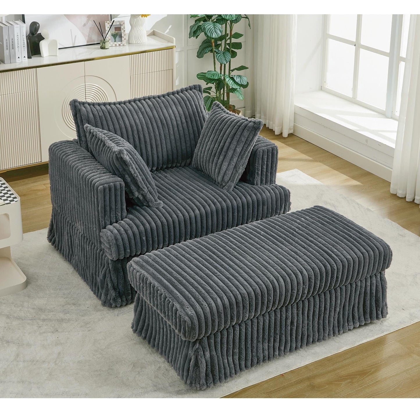 47.7 Chaise Longue oversize in velluto a coste con pouf