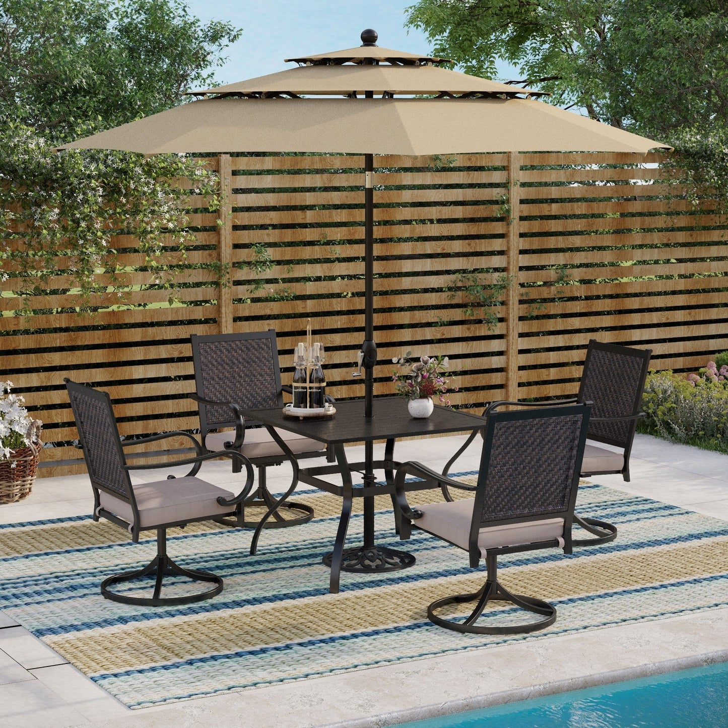 MAISON ARTS Set da pranzo per patio da 5/7 pezzi, 4/6 sedie girevoli in rattan con cuscino e 1 tavolo in metallo con foro per ombrellone