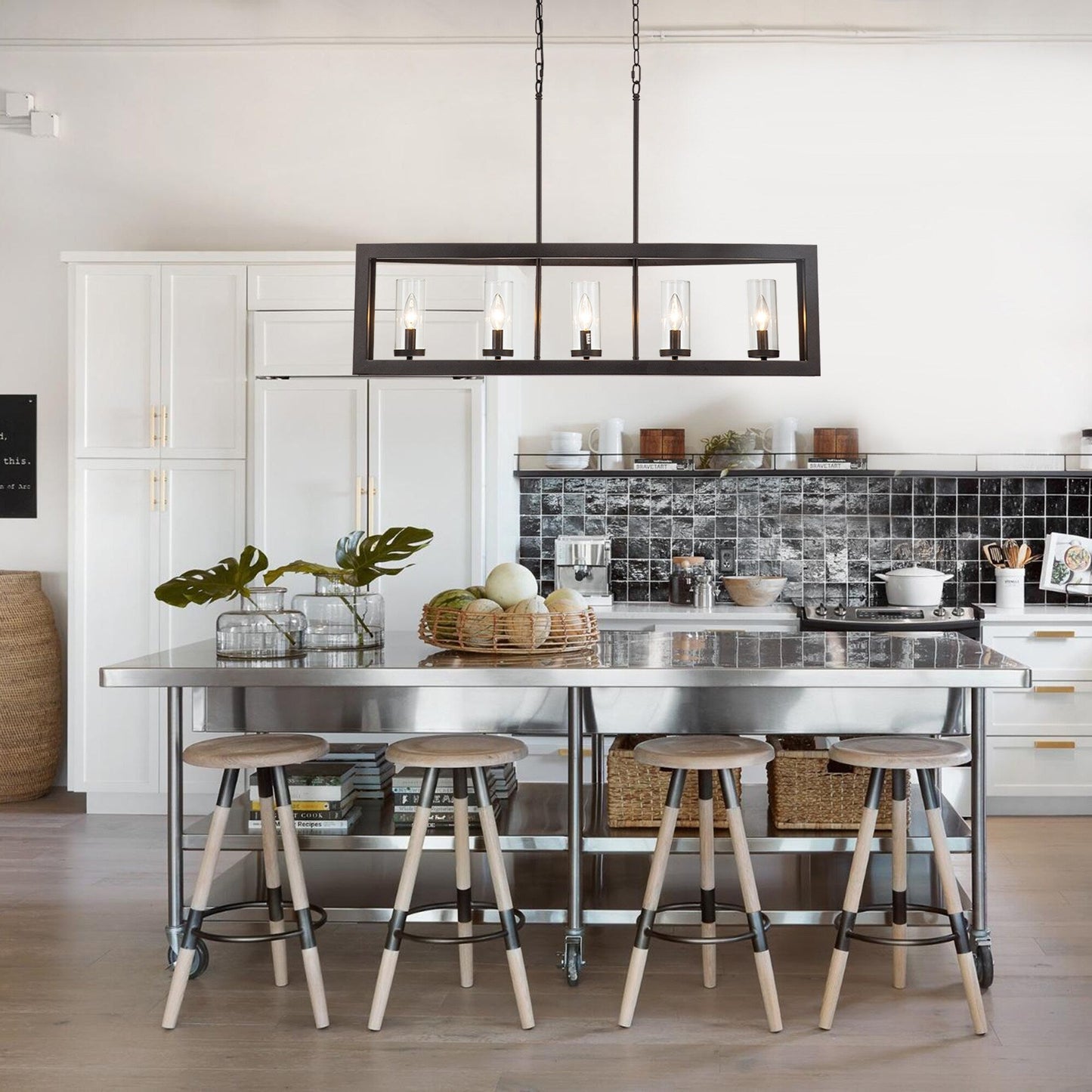 Lampadario lineare industriale moderno a 5 luci per sala da pranzo, lampadario cilindrico in vetro trasparente, luci per isola cucina