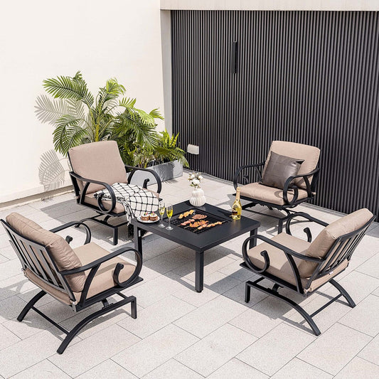 Set da pranzo per patio da 5 pezzi con sedie a dondolo resistenti e tavolo con braciere