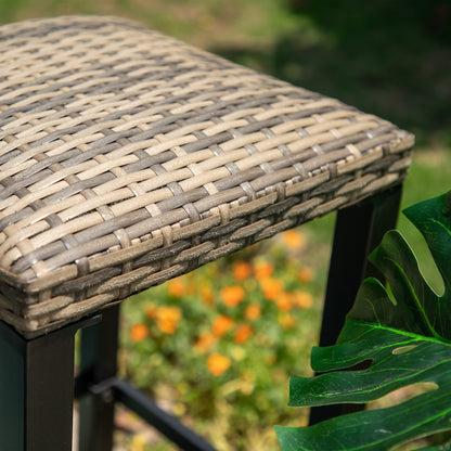 Set da pranzo da bar da 5 pezzi, 4 sedie da bar girevoli in rattan o 4 in metallo e 1 tavolo da bar rettangolare in metallo