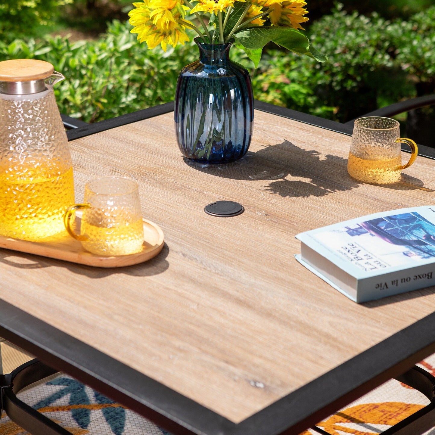 MAISON ARTS Set da pranzo per esterni da 5 pezzi con tavolo quadrato effetto legno e 4 sedie da pranzo in textilene