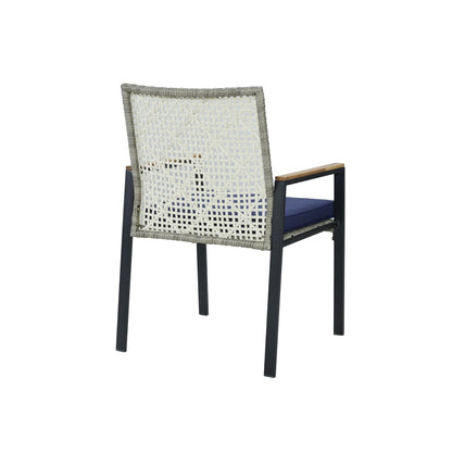 Set da pranzo per esterni in rattan da 5 pezzi con sedie impilabili, piano del tavolo in legno di acacia da 35 cm con foro per ombrellone