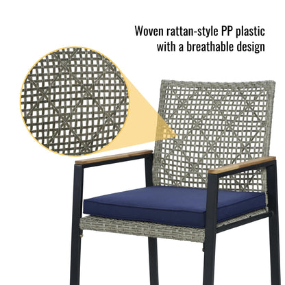 Set da pranzo per esterni in rattan da 5 pezzi con sedie impilabili, piano del tavolo in legno di acacia da 35 cm con foro per ombrellone