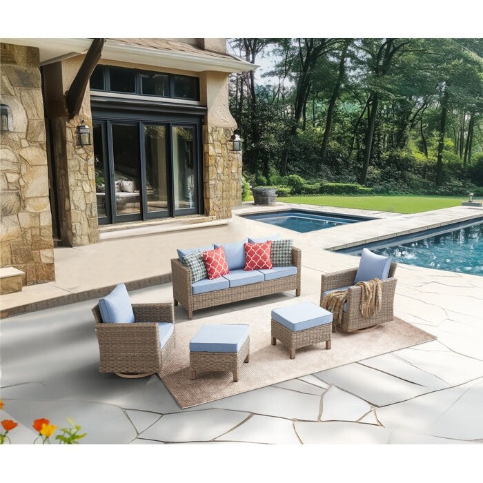 Set da conversazione in vimini per esterni da 5 pezzi