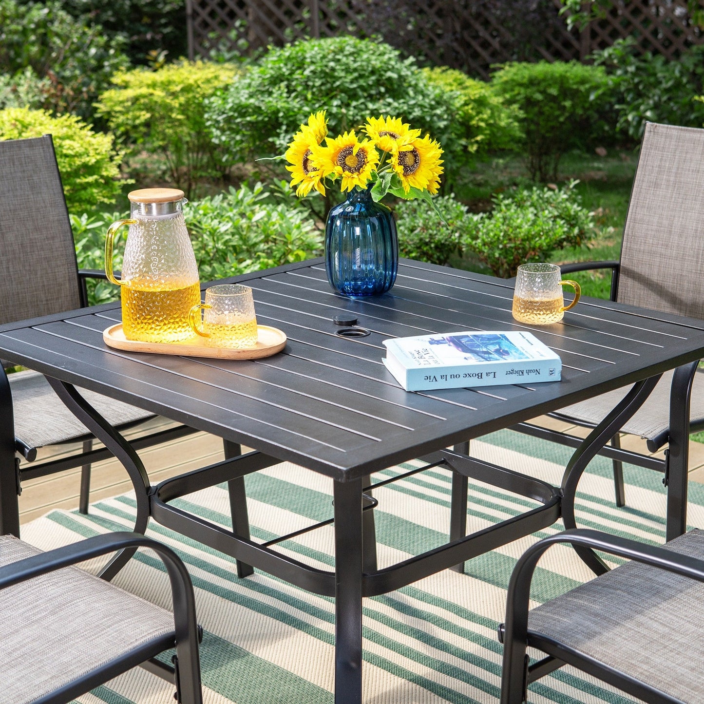 MAISON ARTS Set da pranzo per patio da 5 pezzi, tavolo quadrato in metallo da 37 pollici e 4 sedie da pranzo in textilene