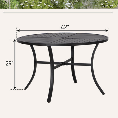 Set da patio da 5 pezzi con tavolo rotondo in metallo da 42 pollici con foro per ombrellone e poltrone in vimini con cuscino