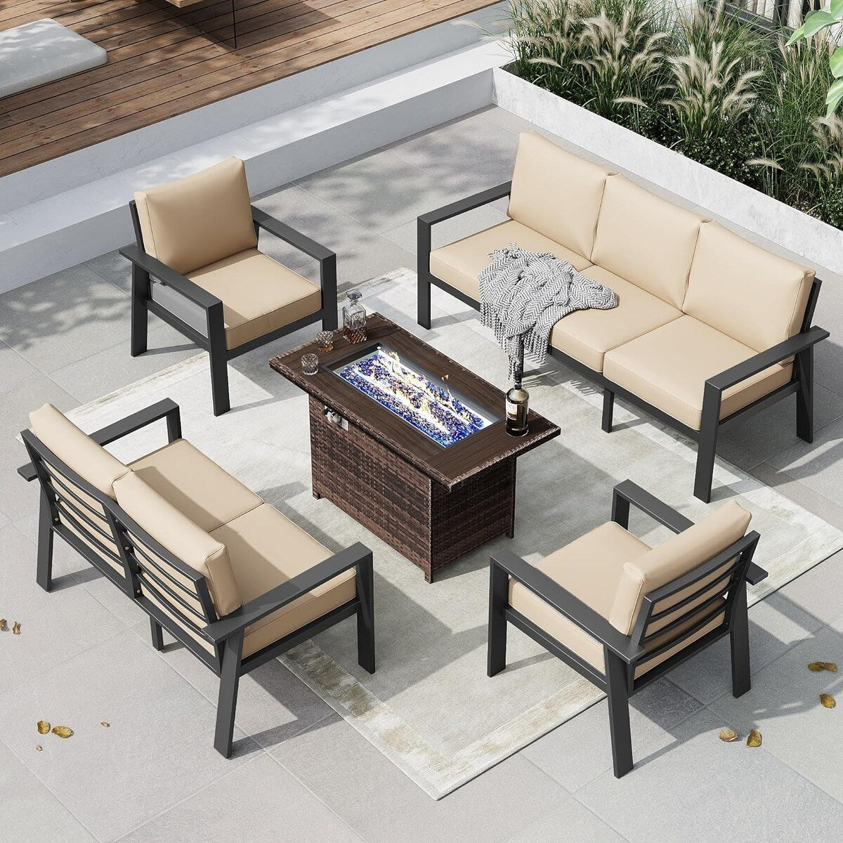 Set di mobili da giardino in alluminio da 5 pezzi con tavolo da fuoco da 40 cm