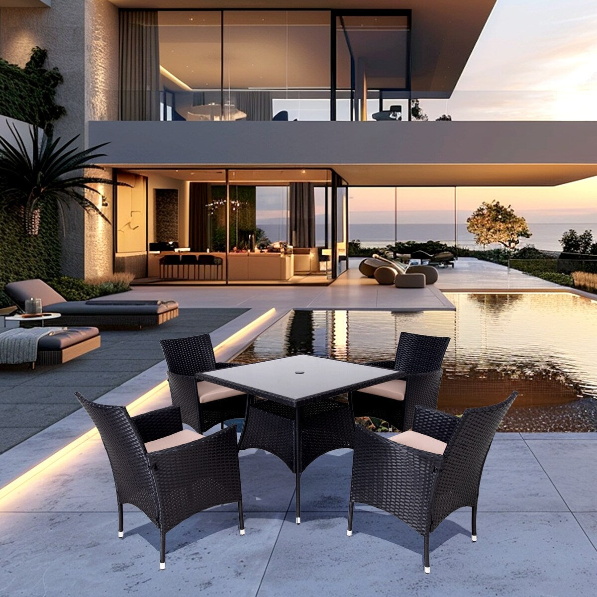 Set da pranzo da esterno in vimini da 5 pezzi con cuscini e tavolo