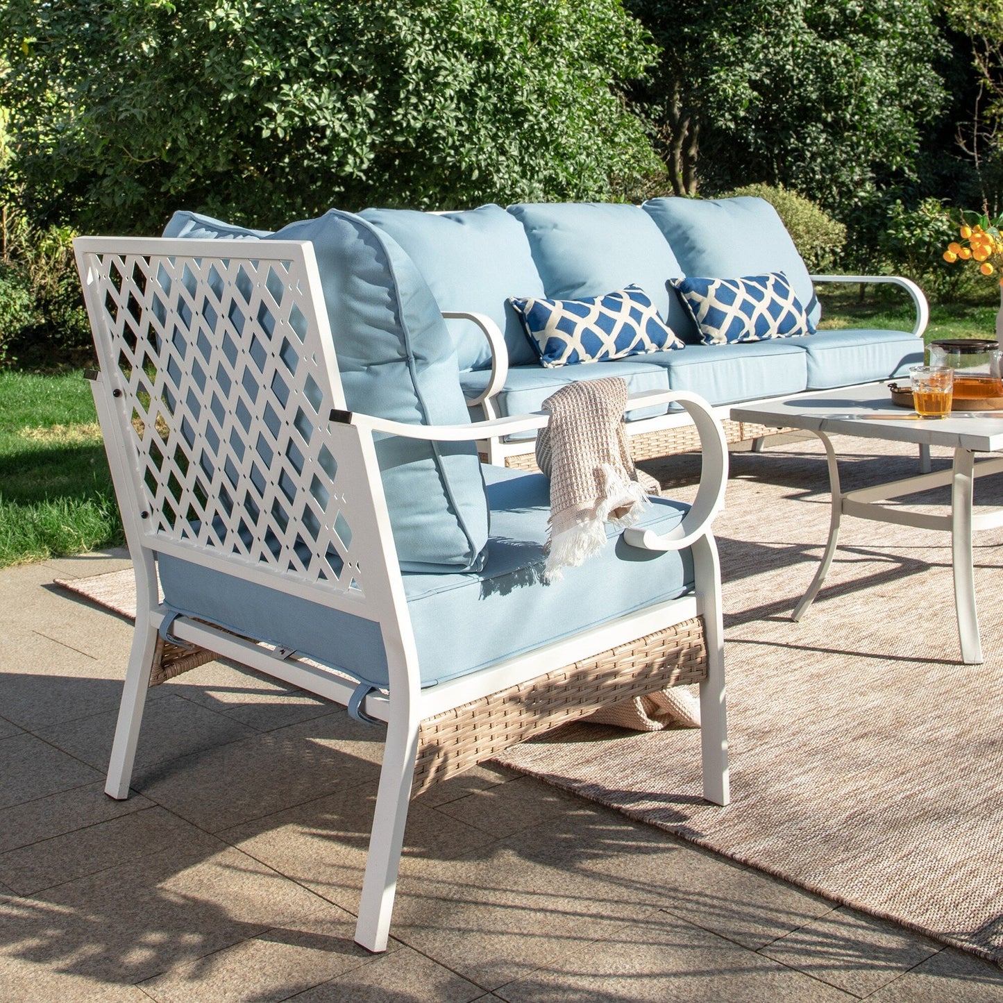 MAISON ARTS Set di mobili da giardino a 5 posti, 2 sedie imbottite in metallo, 1 divano a 3 posti con tavolino da caffè marmorizzato