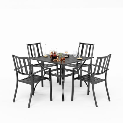 Set da pranzo per patio con rivestimento E da 5 pezzi e sedie impilabili